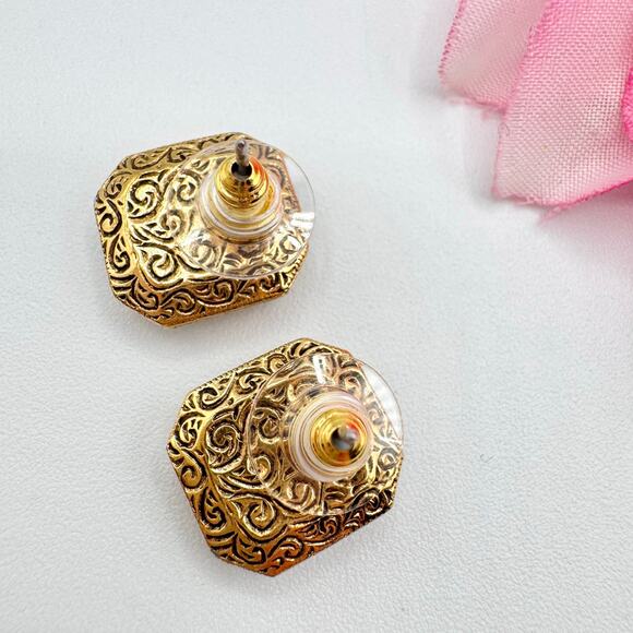 Vintage 1928 Purple Gripoix Style Small Stud Earrings Regency Royal Opulent Chic - Picture 3 of 4